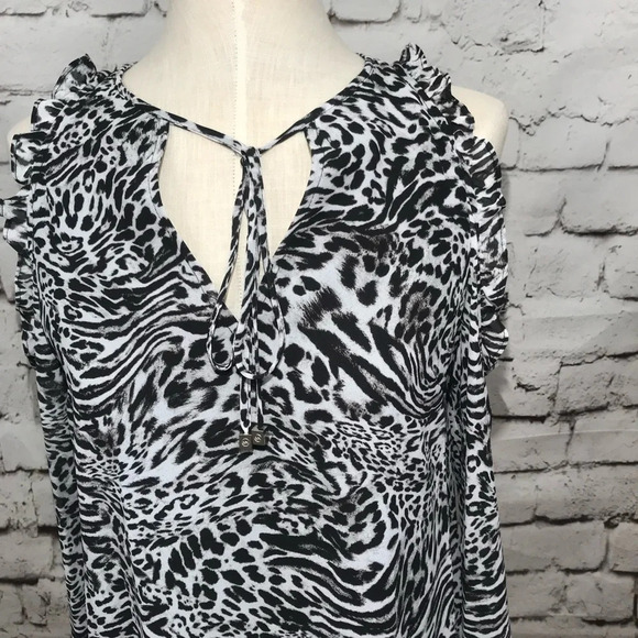 NWT MICHAEL Michael Kors Big Cat Cold Shoulder‎ Top - Picture 3 of 8